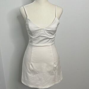 Polly cocktail dress.  White.  Size 6.  Homecoming. Prom. Wedding.